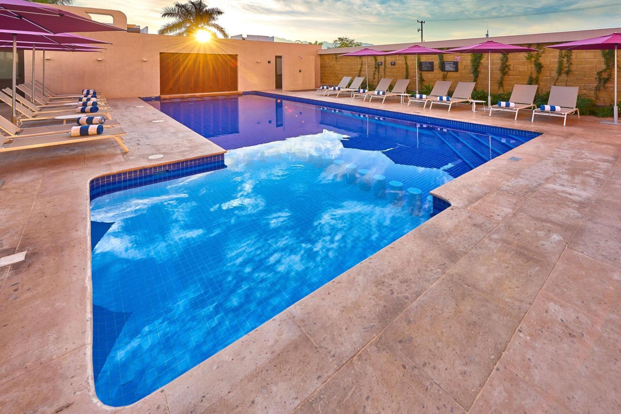 City Express Plus By Marriott Puerto Vallarta Eksteriør bilde