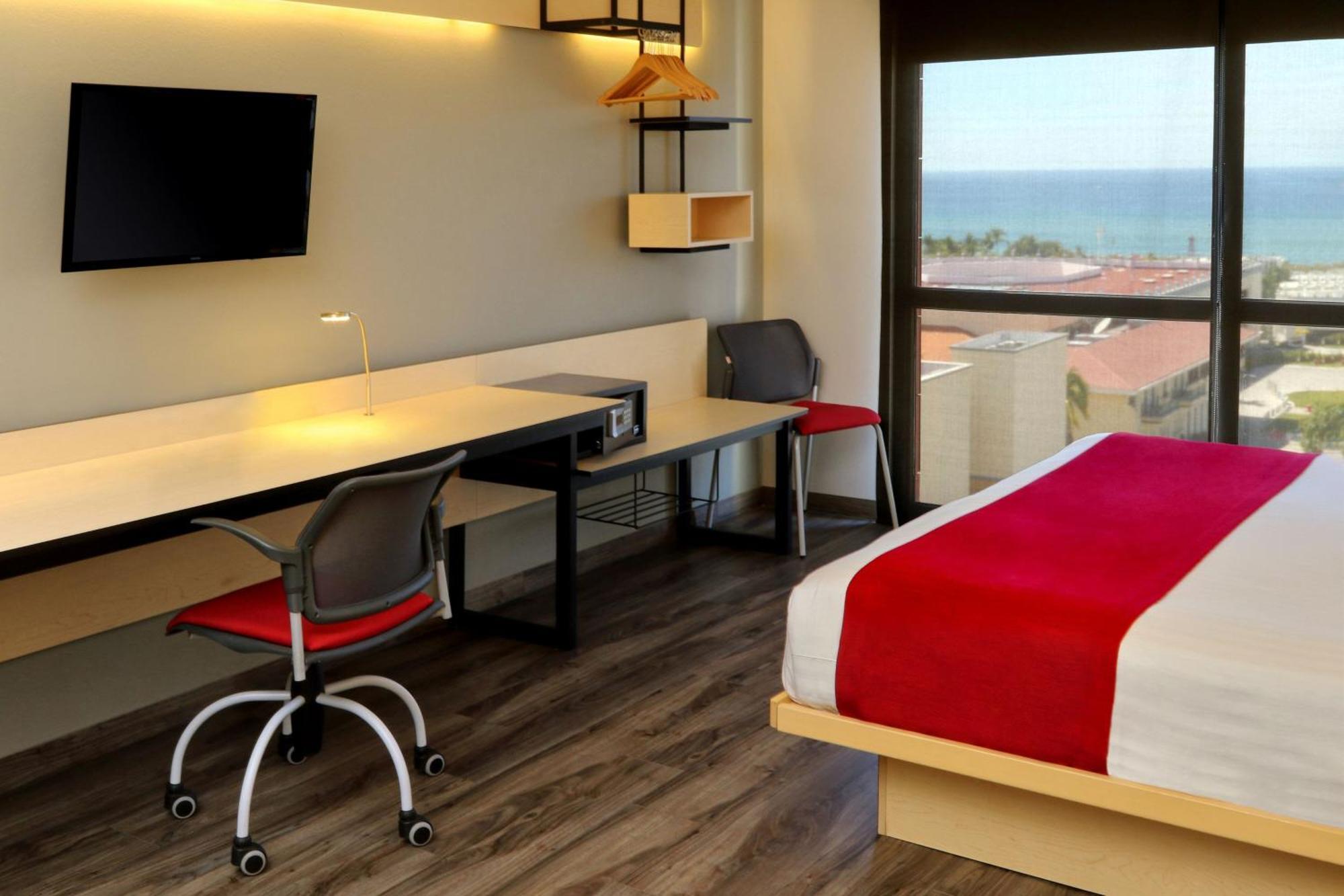 City Express Plus By Marriott Puerto Vallarta Eksteriør bilde