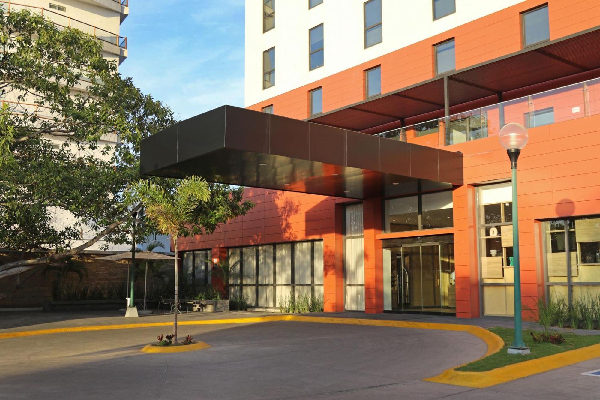 City Express Plus By Marriott Puerto Vallarta Eksteriør bilde
